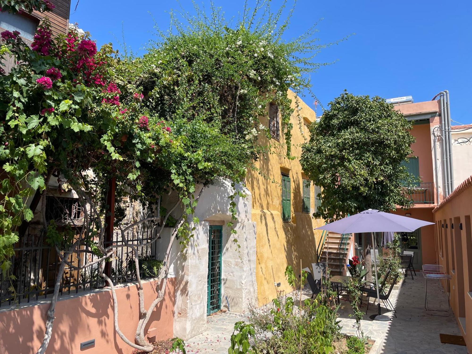 Lindas Convent Garden Home 1 干尼亞 外观 照片